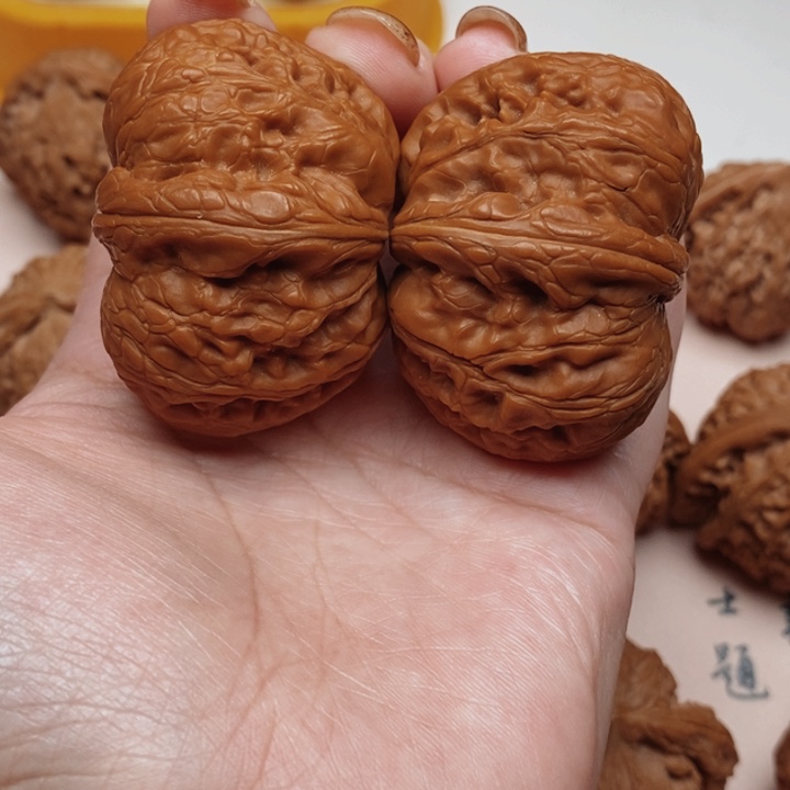 把件文玩核桃天*了元宝48