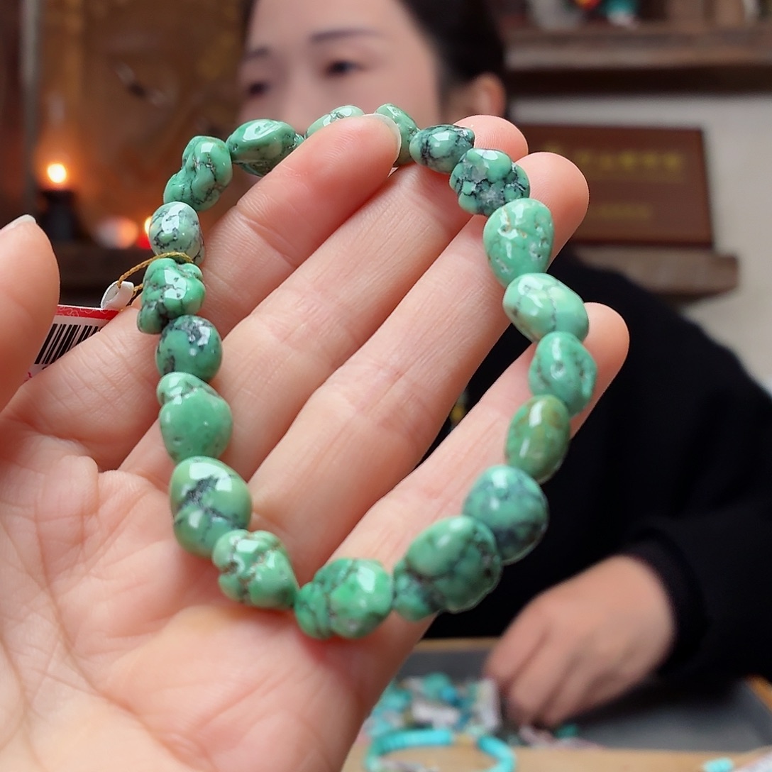 未镶嵌绿松石珠宝奇石