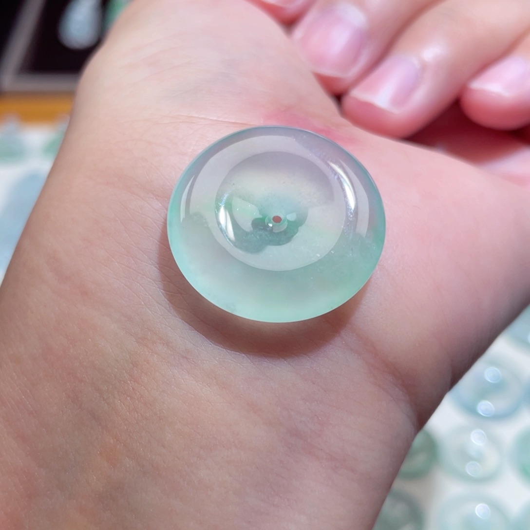 颈饰未镶嵌翡翠扣子