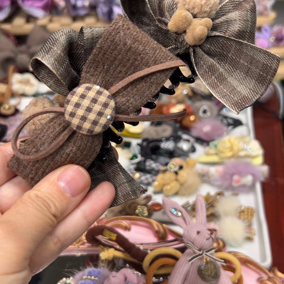 皮质铁合金咖色香蕉