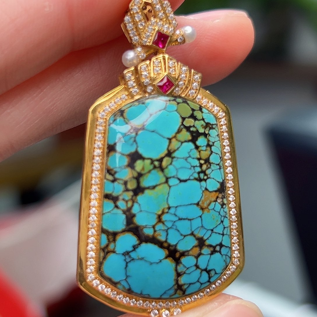 绿松石珠宝奇石18K金镶嵌