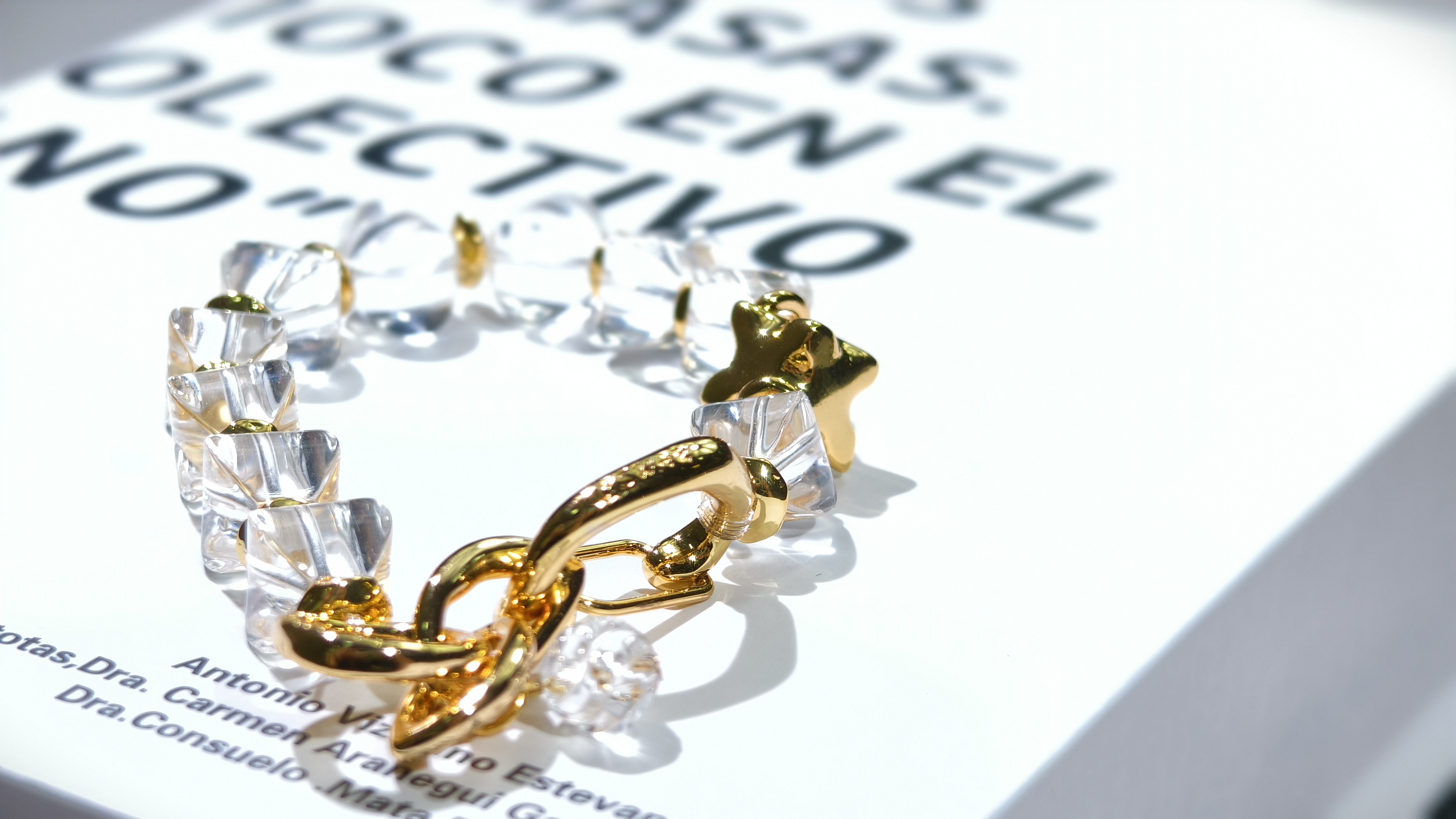 锌合金水晶手链 白水圆肚晶手链