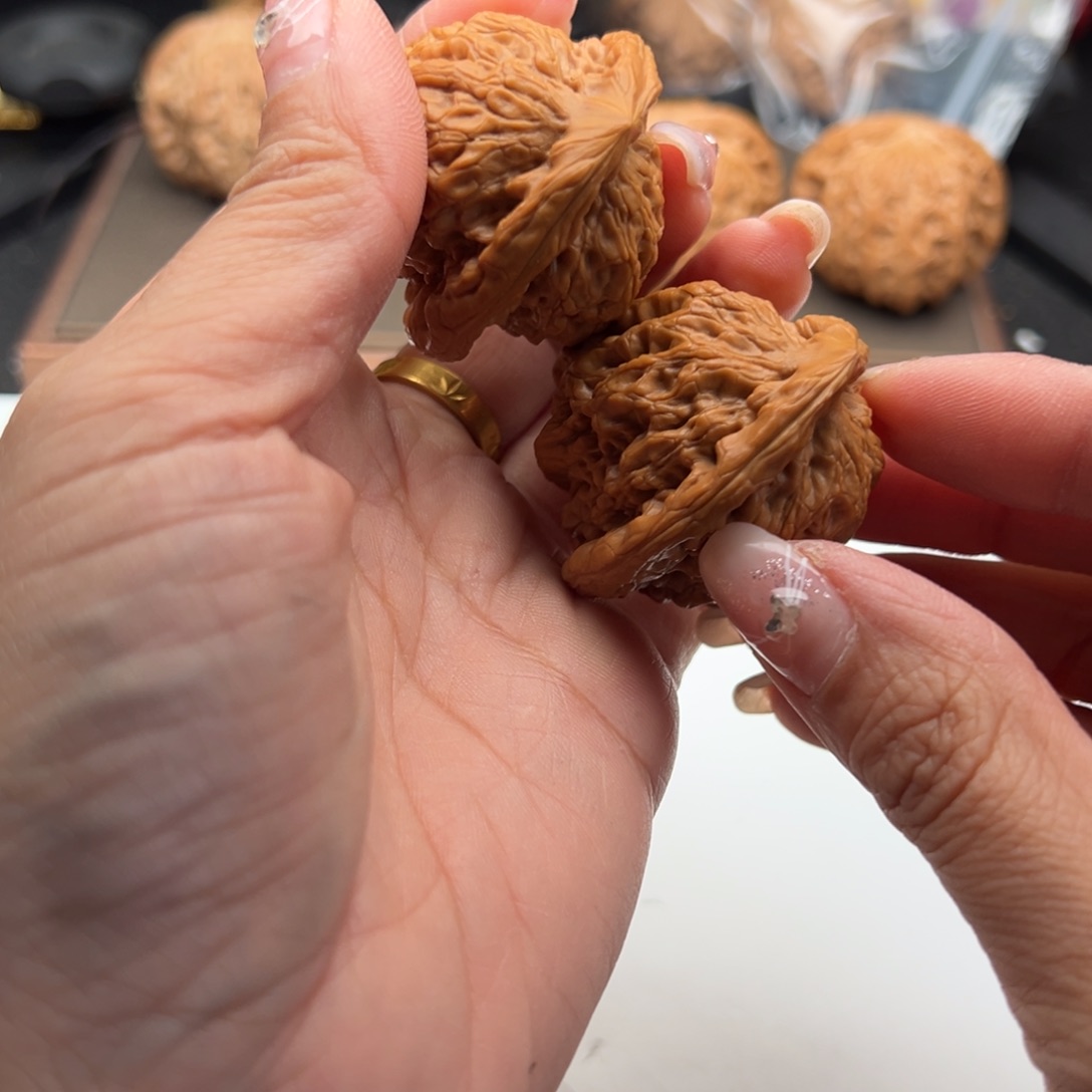 文玩核桃把件金公子