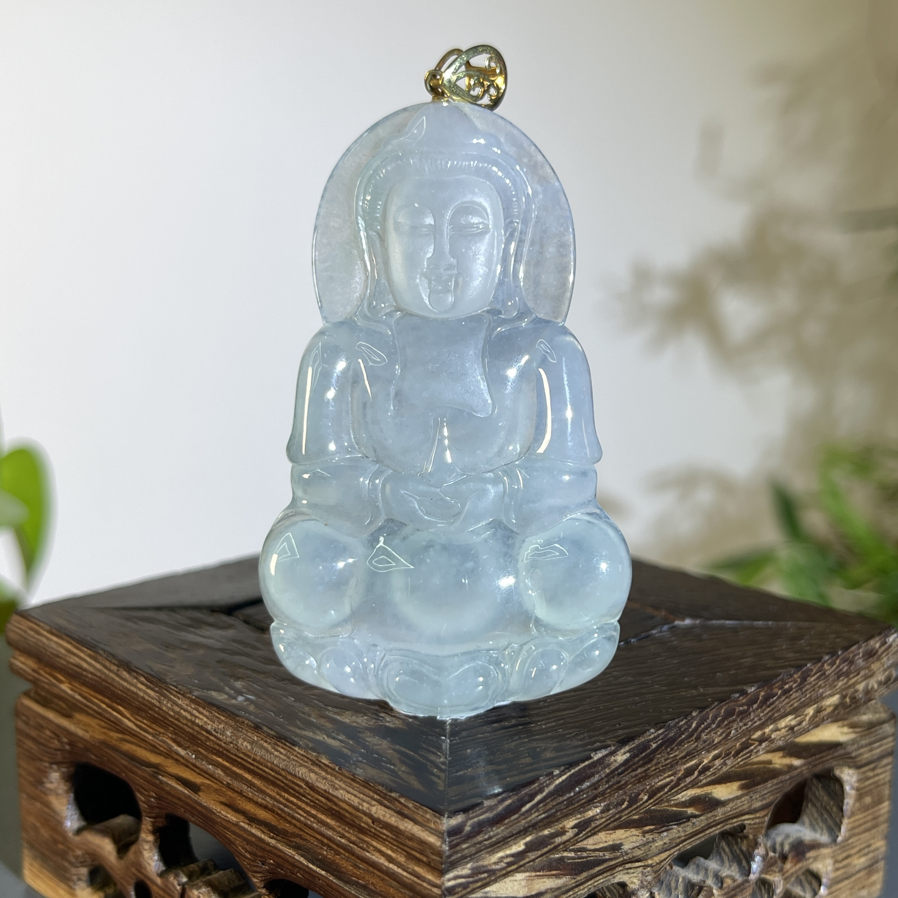 JTB25-140  天然缅甸A货翡翠 18K扣正装观音