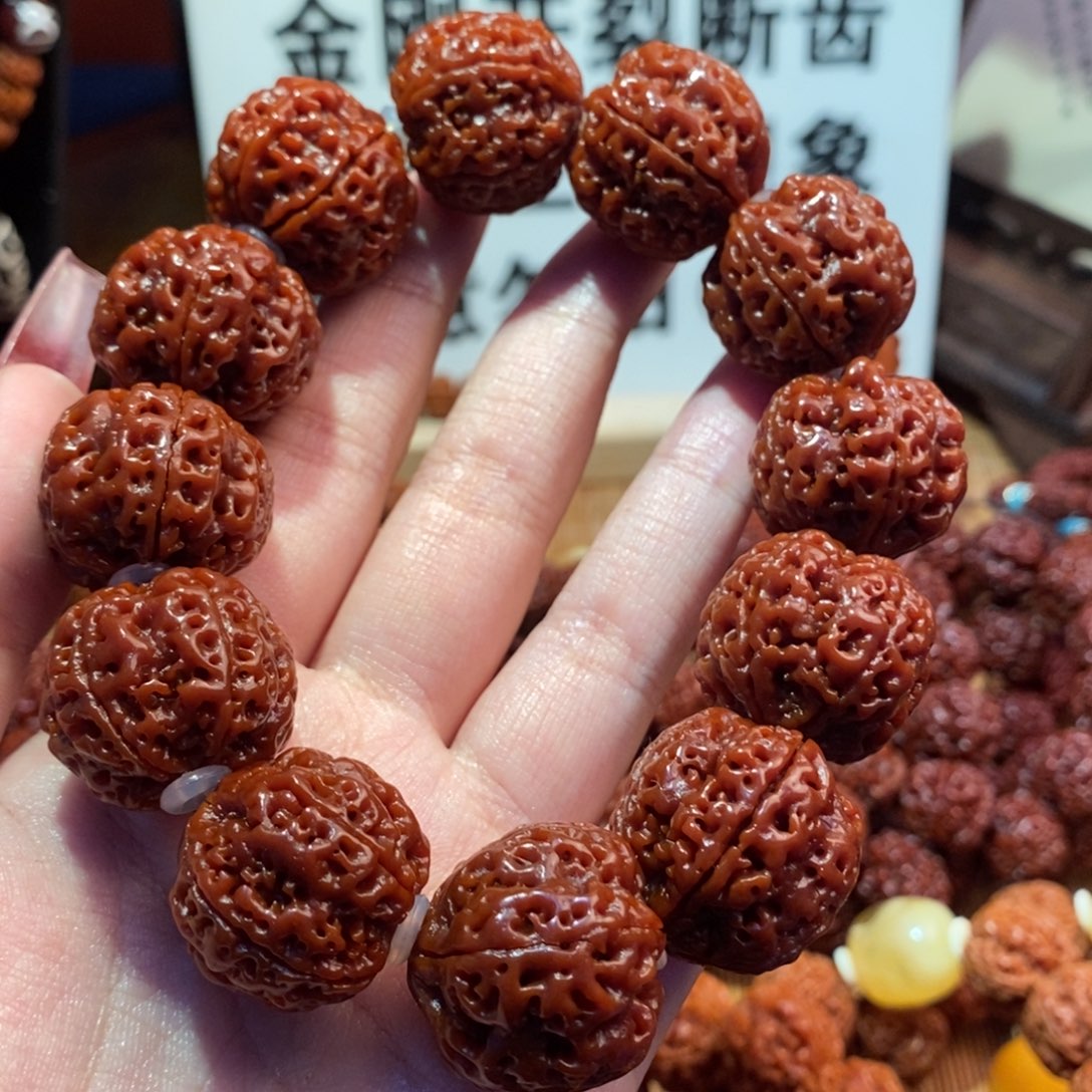 金刚菩提手串245玉化肉