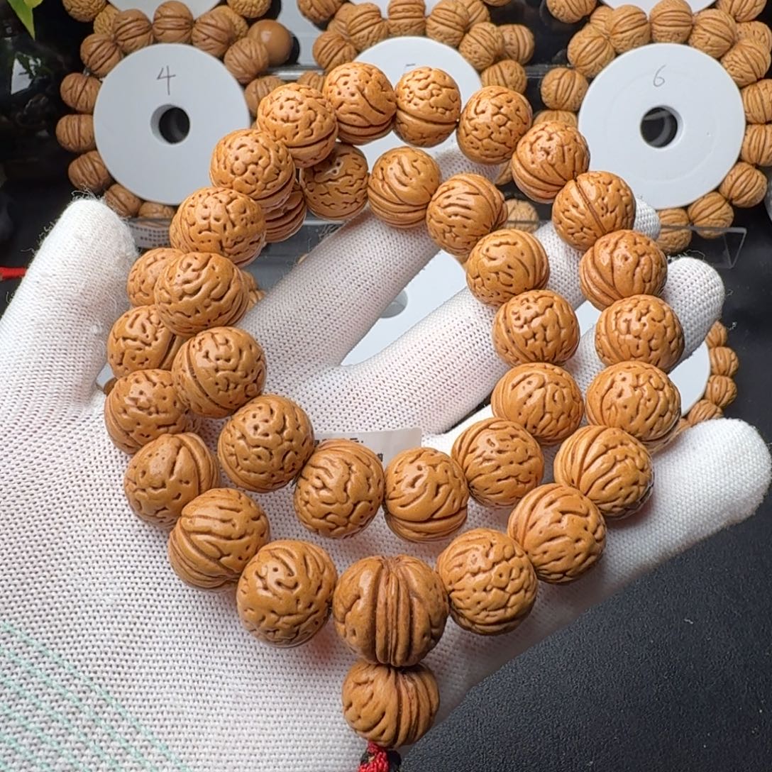 波***仔手串桃核盘锦野生大肌肉