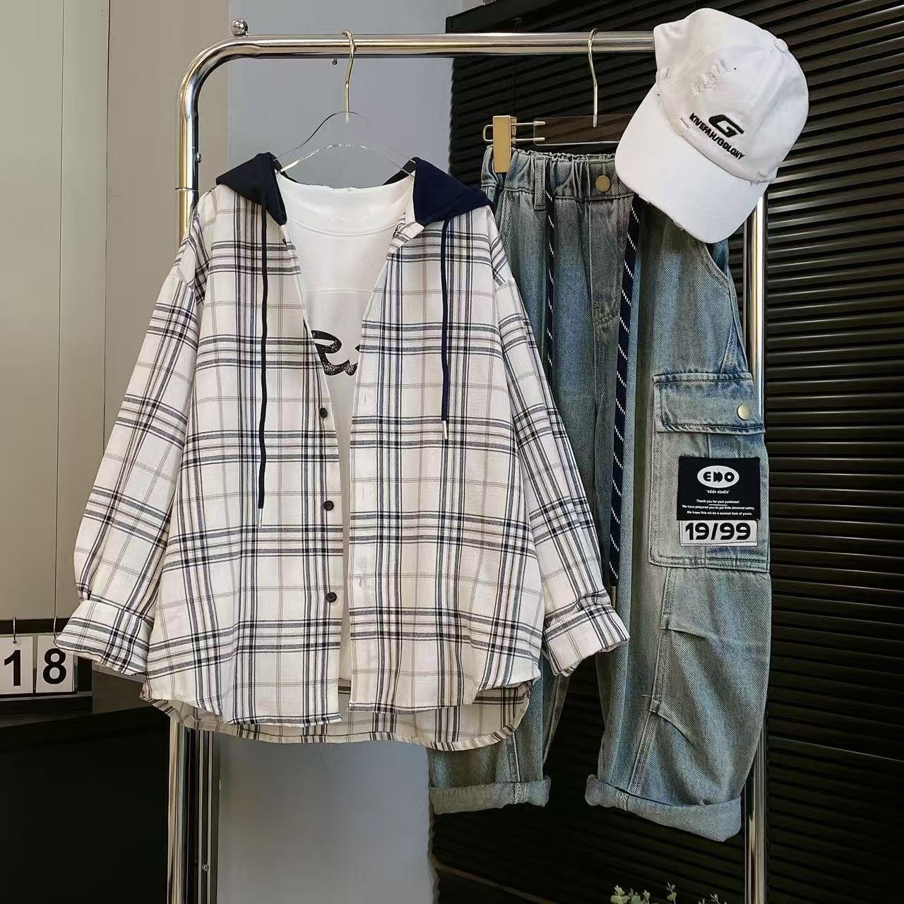 【嘟妈童装】2025男童春季新款格子外衣中大儿童春装连帽外套5697