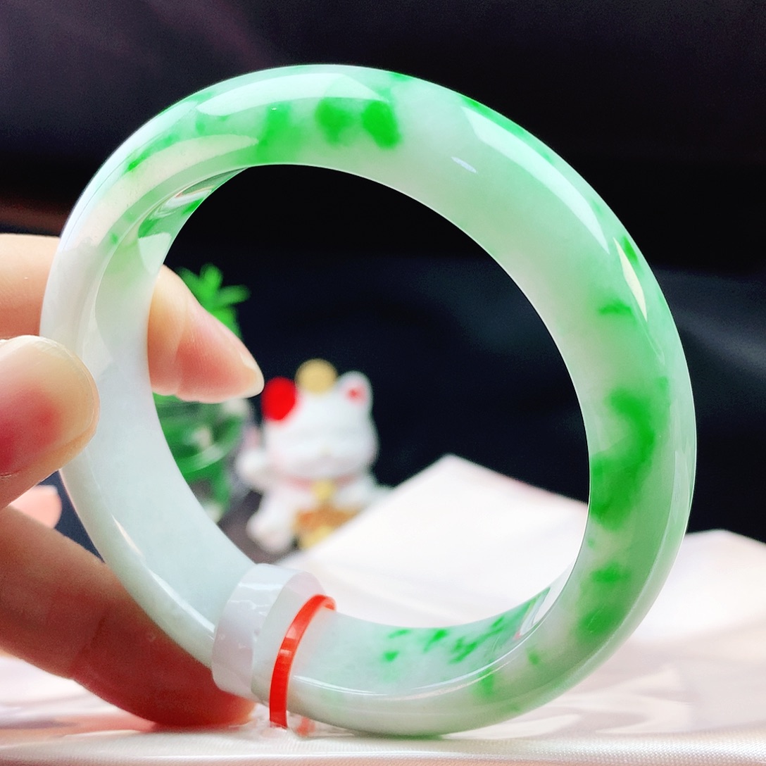 未镶嵌手镯翡翠57轮胎