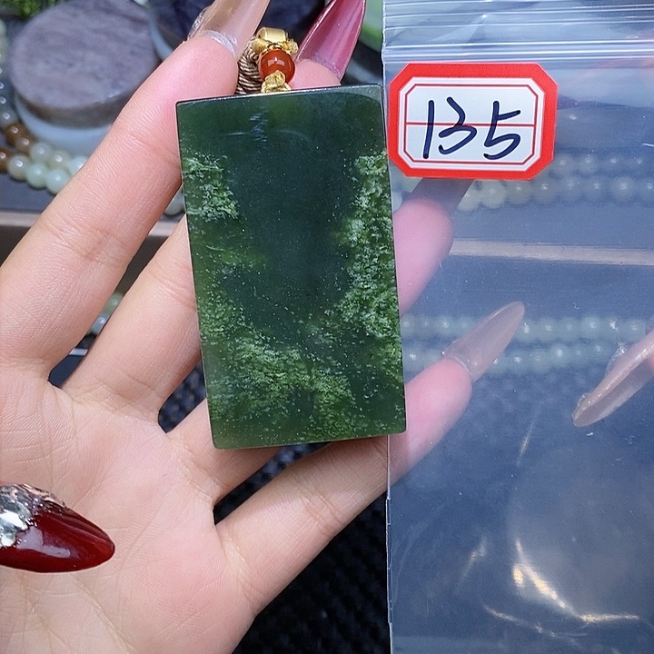 和田玉和田玉边角料随机发未镶嵌