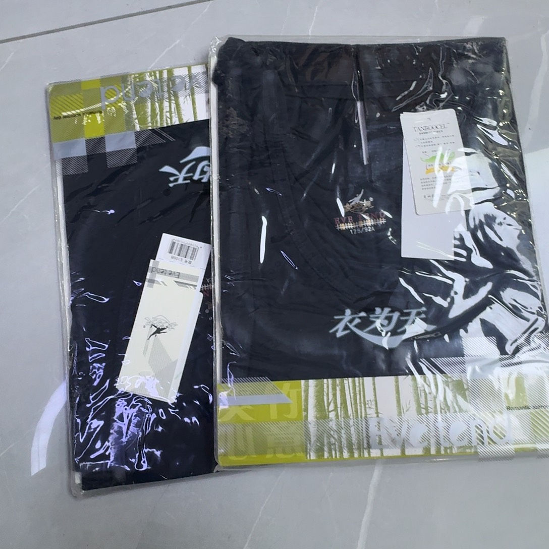 106b黑色两件175背心