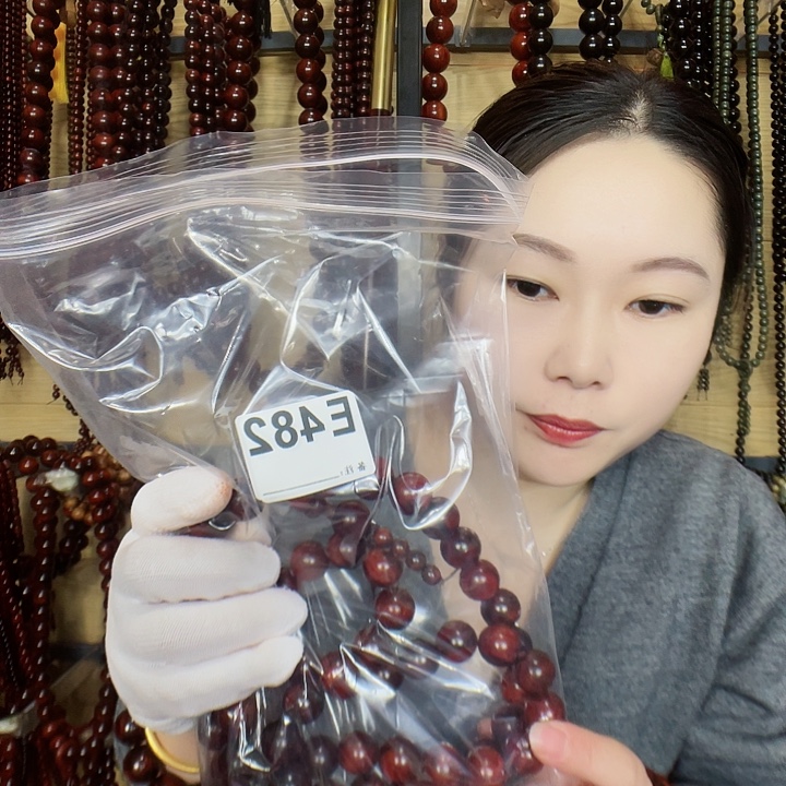 乔***乔东非黑黄檀（紫光檀）482