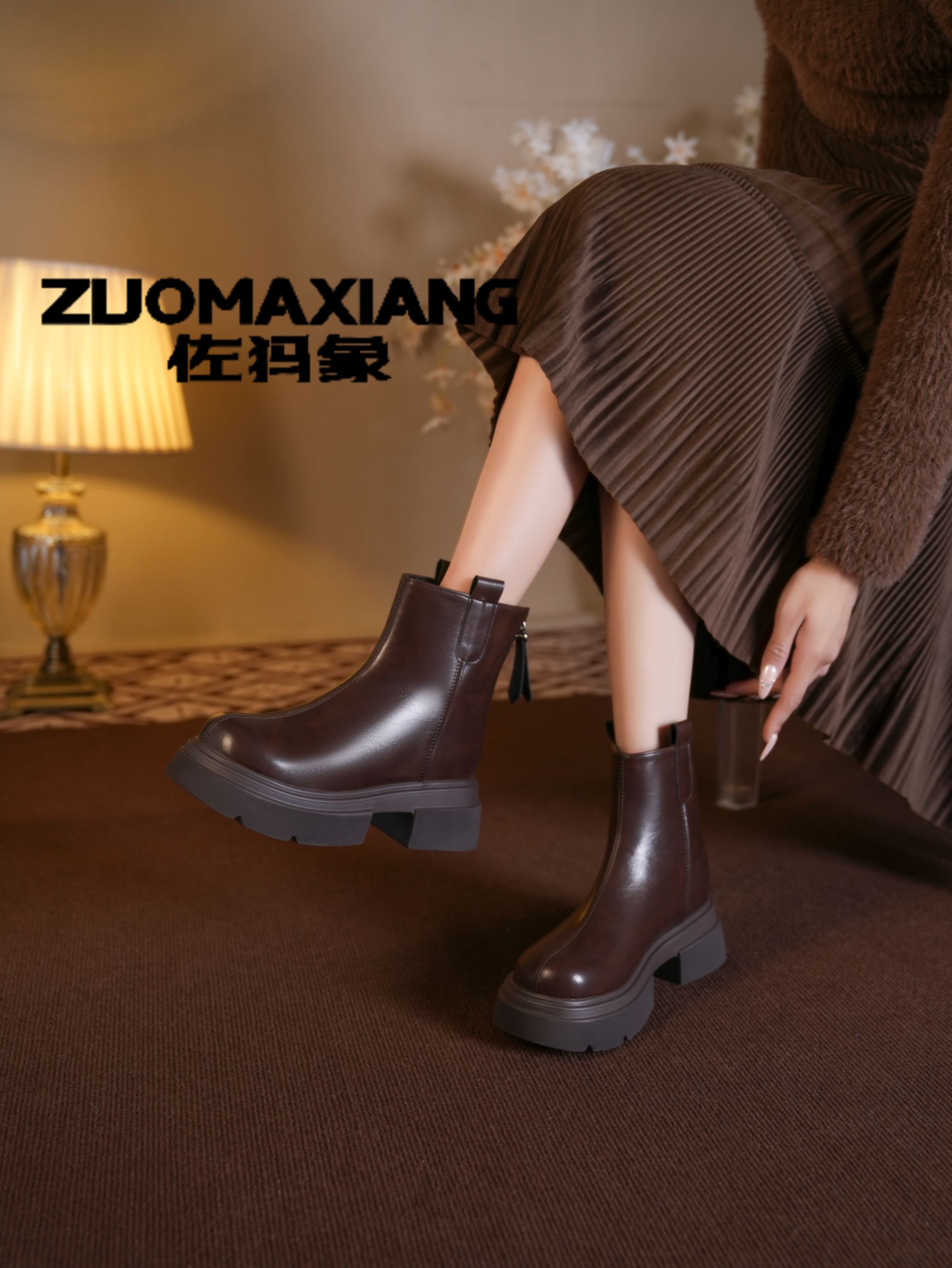 【佐玛象】女鞋圆头冬季中跟马丁靴短筒黑色皮靴秋冬英伦风6088