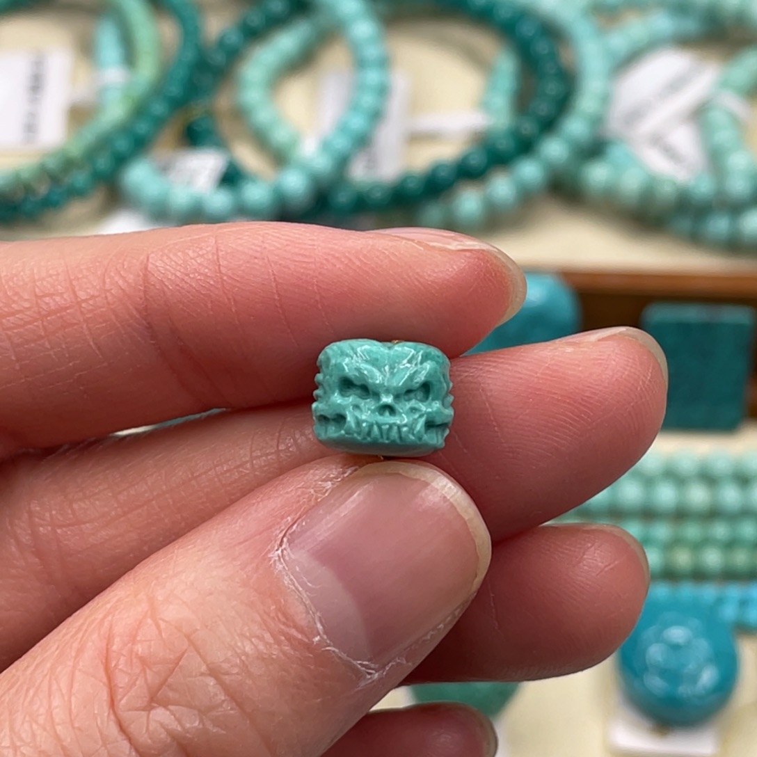 绿松石未镶嵌挂件