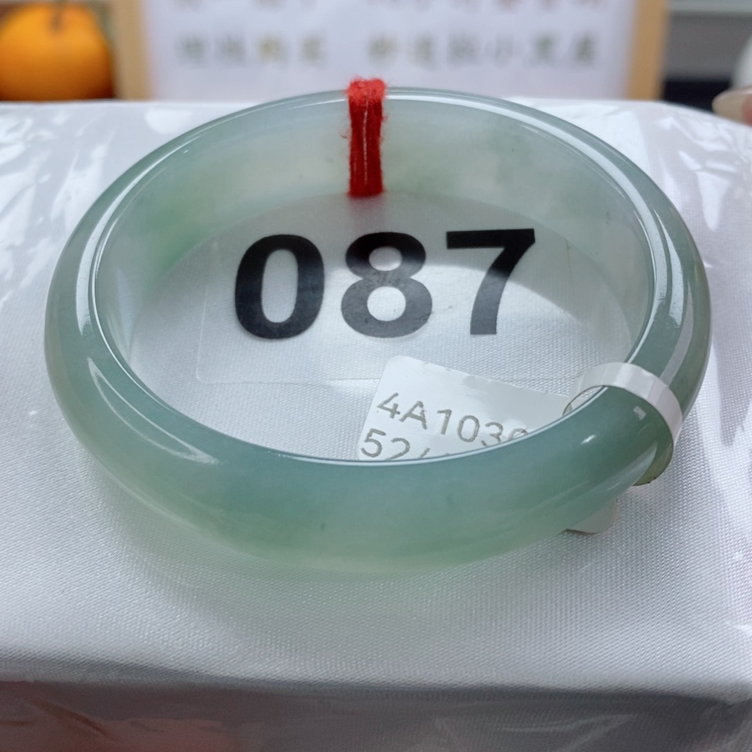 翡翠手镯（贵妃镯）未镶嵌天然A货翡翠手镯