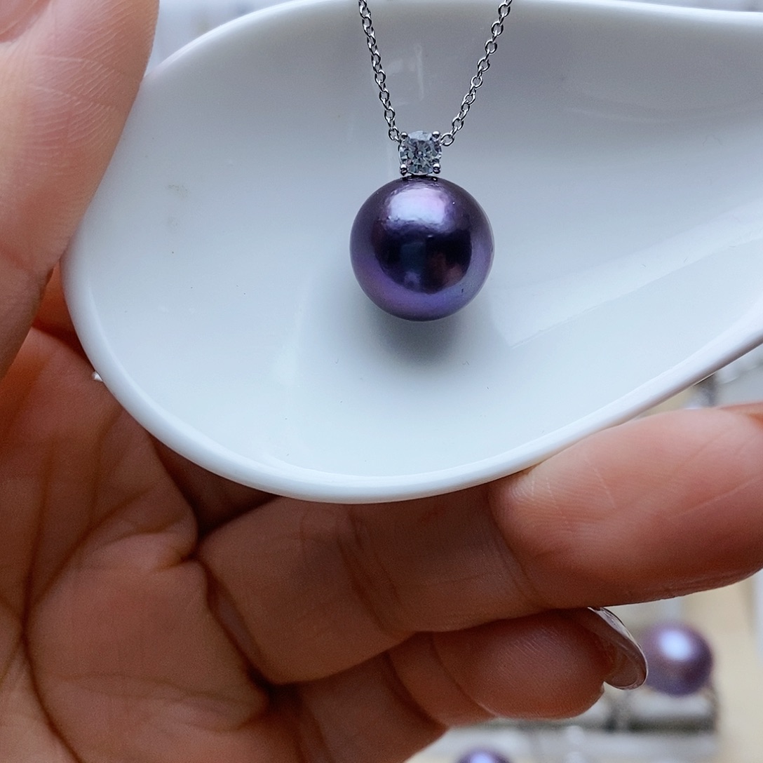 淡水珍珠吊坠(赠链)银S925镶嵌