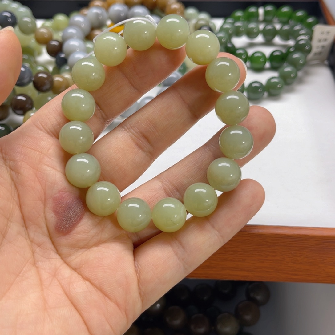 未镶嵌手链和田玉