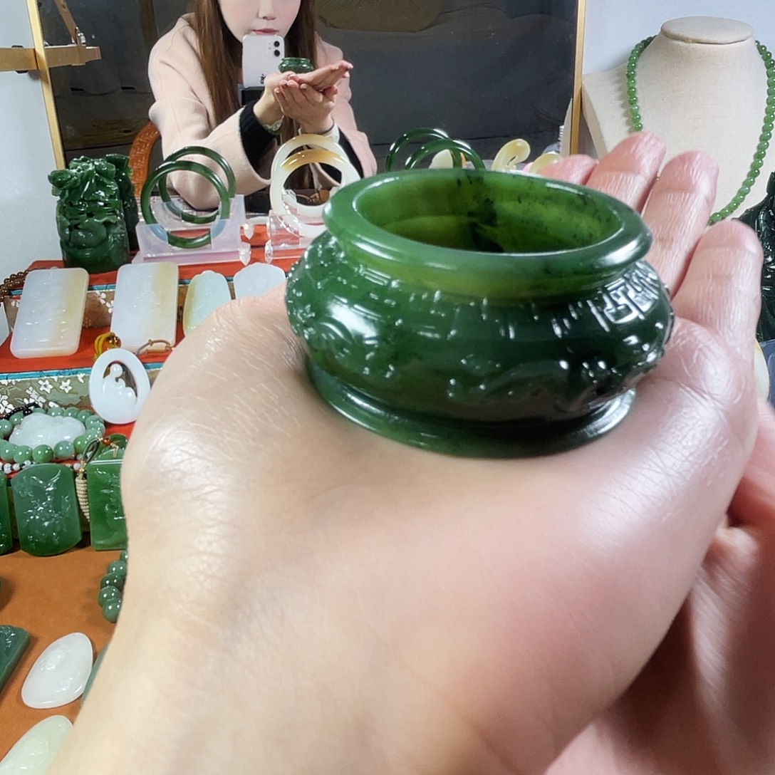 和田玉（碧玉）未镶嵌摆件和田玉聚宝盆摆件