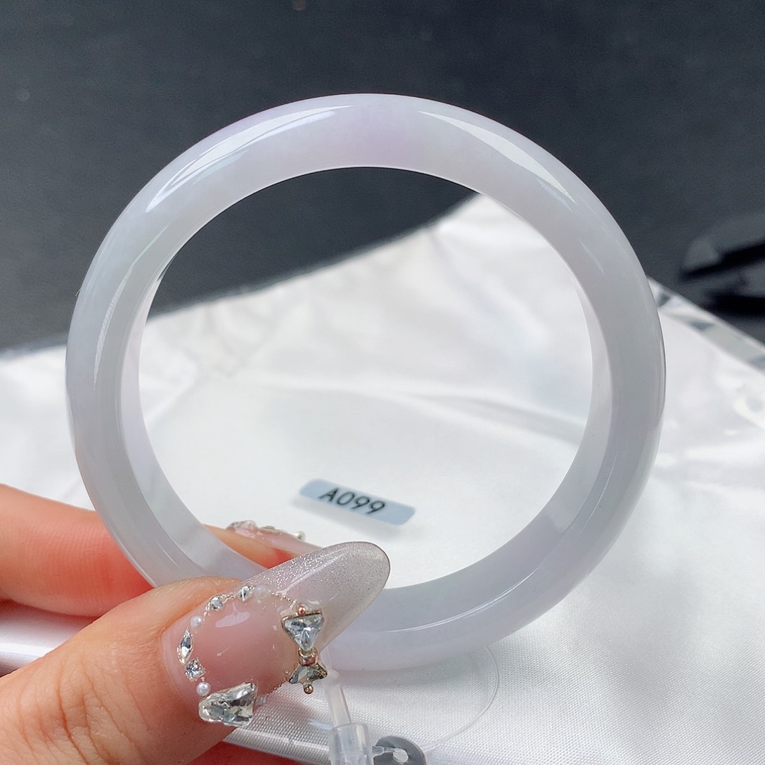 翡翠手镯未镶嵌126正55