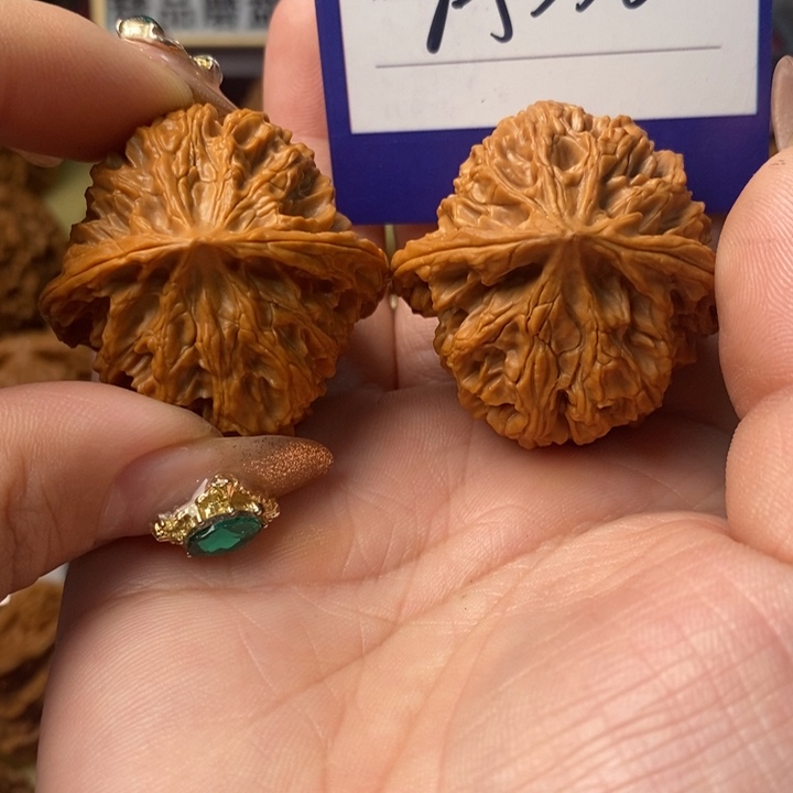 阿***生桃核把件苹果园苹果园