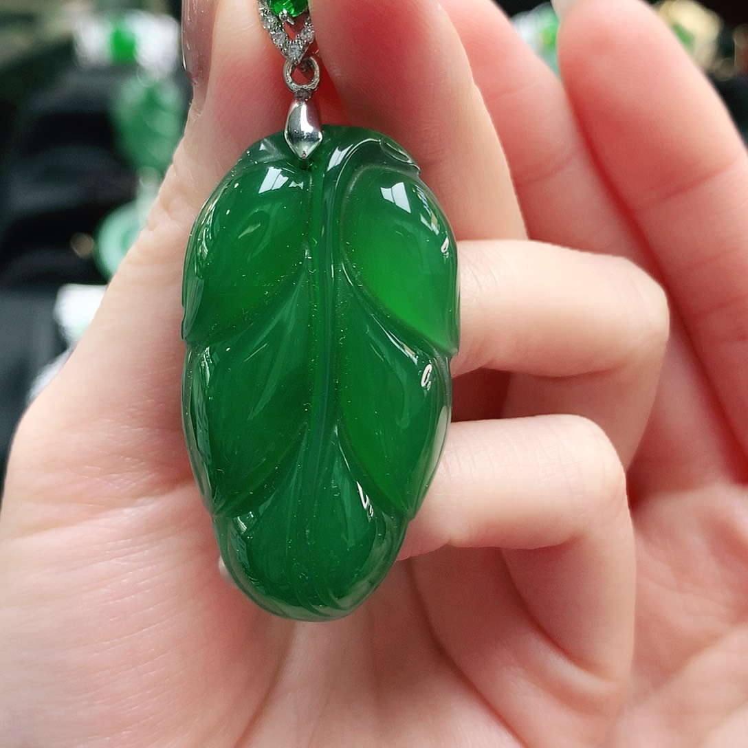 玛瑙/玉髓吊坠未镶嵌