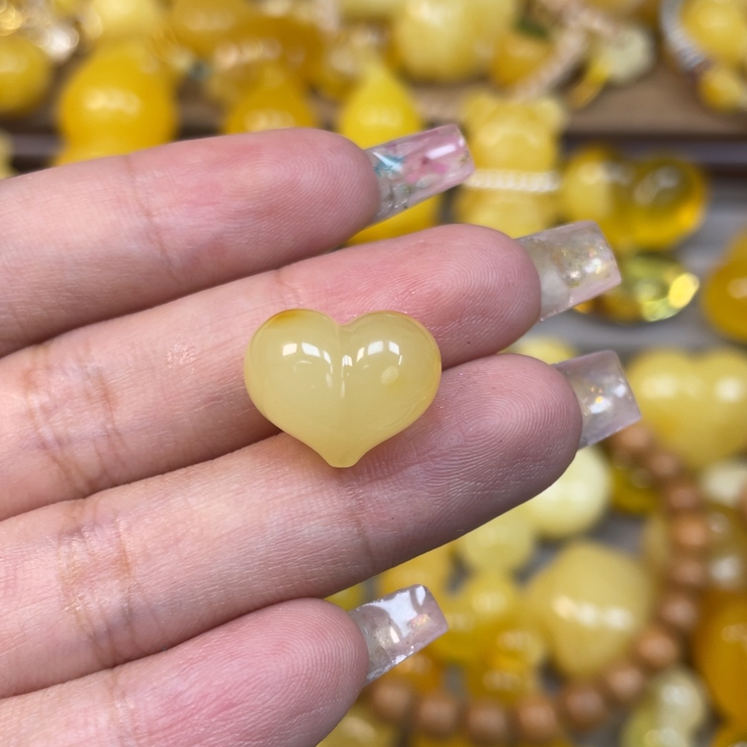 k****琥珀未镶嵌珠宝奇石