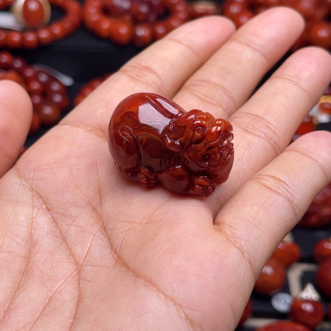 南红玛瑙珠宝奇石未镶嵌吊坠