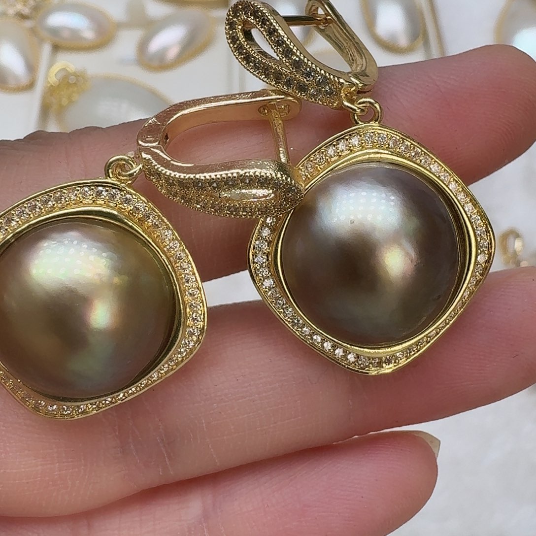 拼合珍珠（马贝珠）耳饰未镶嵌