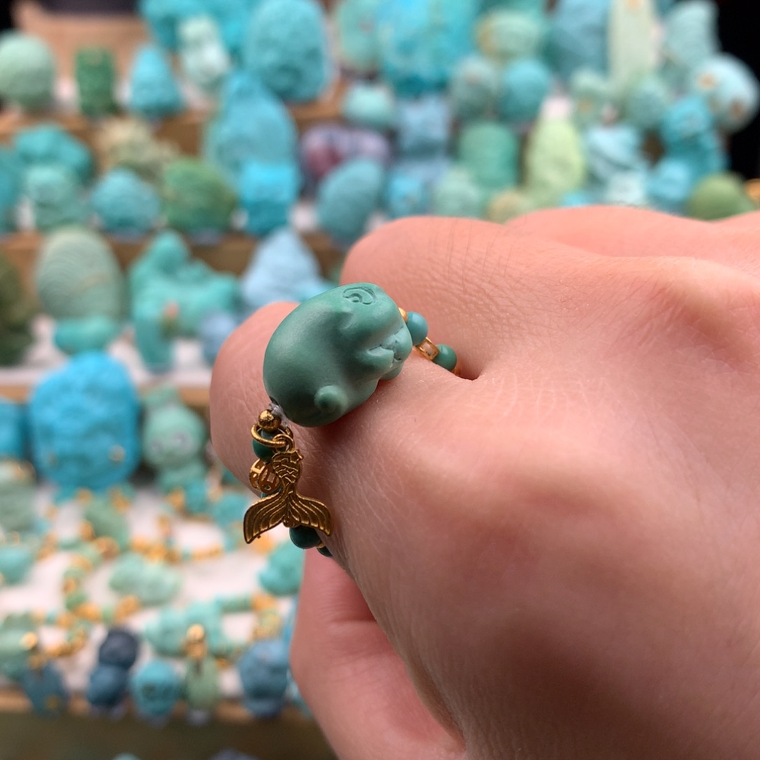 绿松石颈饰未镶嵌