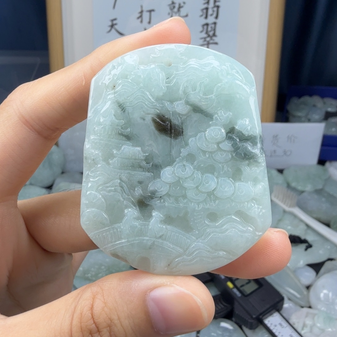 颈饰未镶嵌翡翠翡翠