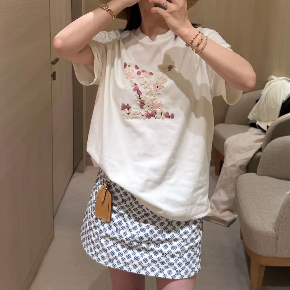 99新 LouisVuitton/路易威登 99新/LV /短袖T恤 /XL码/Xsp37732