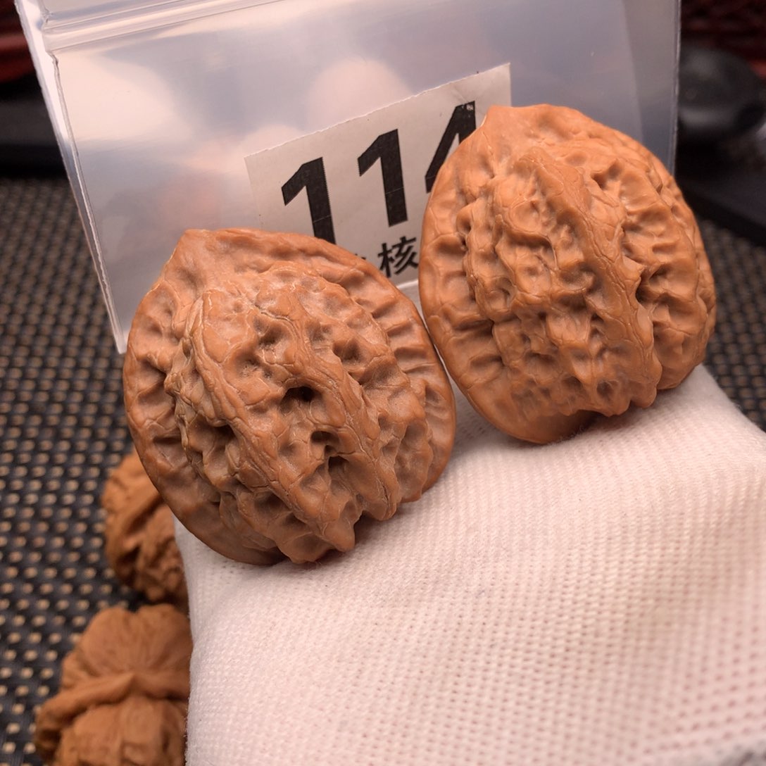 文玩核桃吊坠佛度42