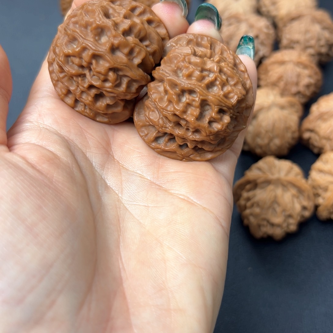 花***日42尺寸全品苹果狮子头