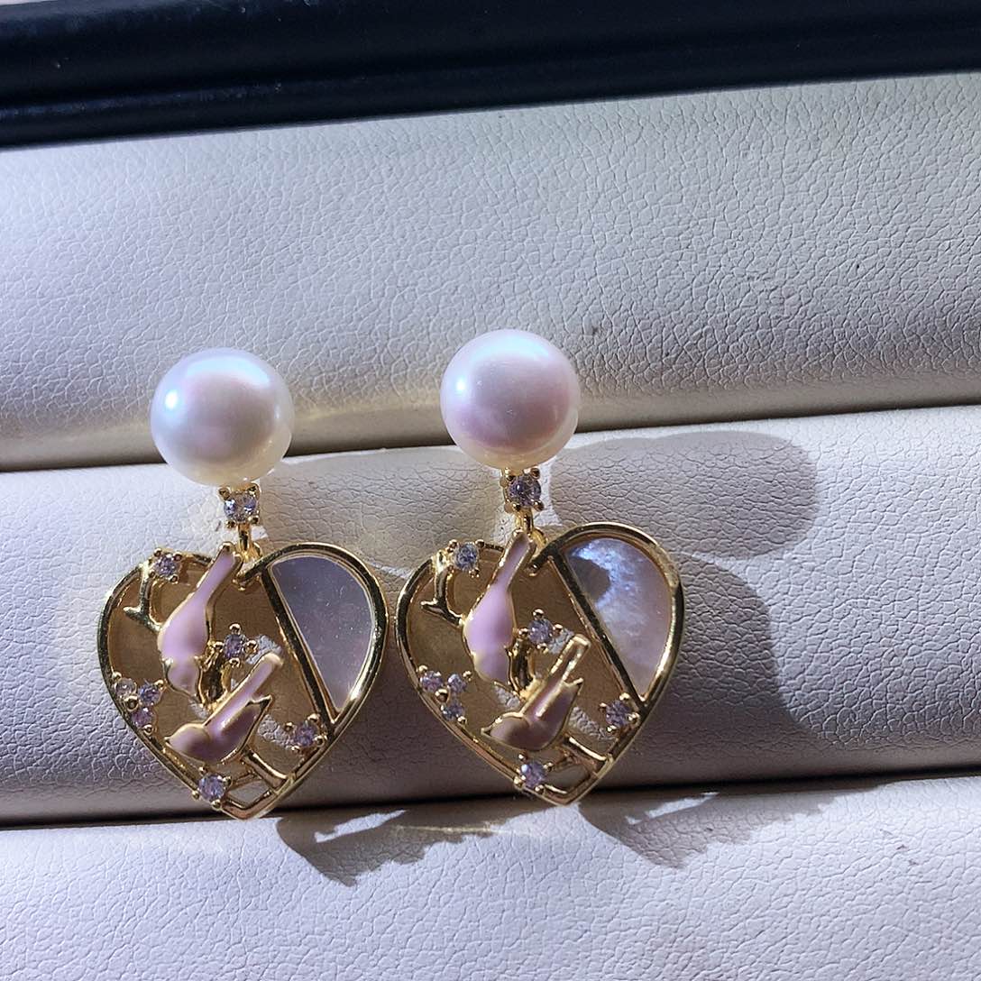 淡水珍珠耳饰未镶嵌