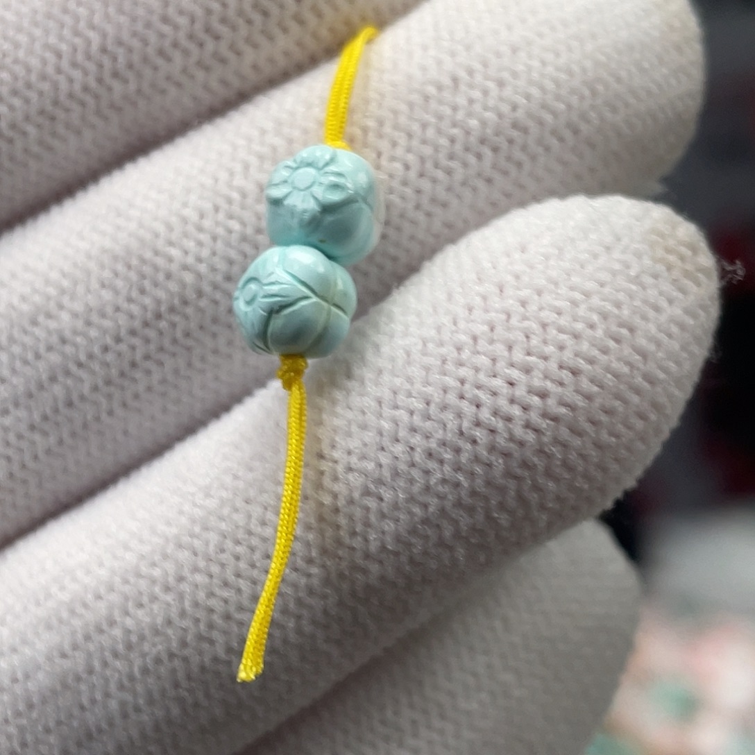 绿松石未镶嵌挂件