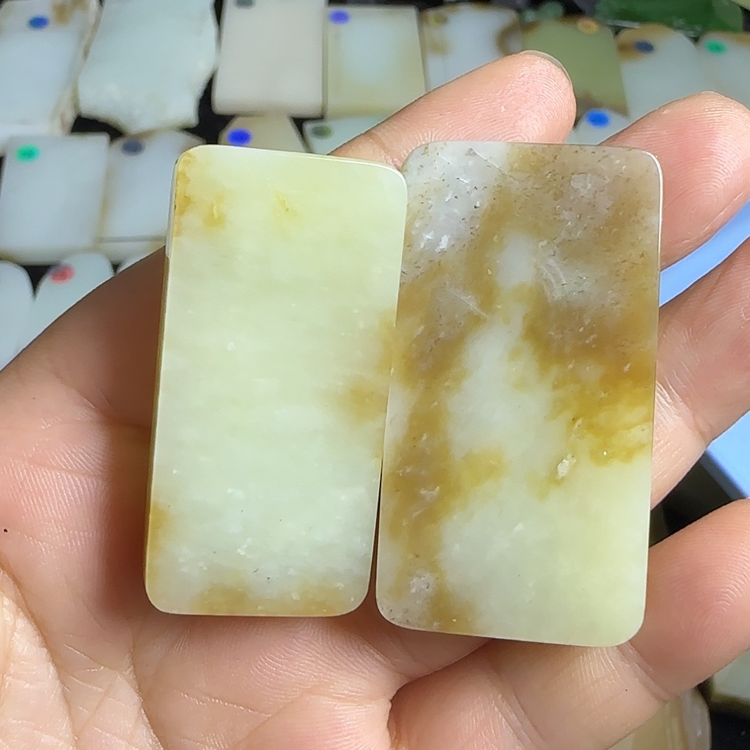 和田玉（糖玉）未镶嵌珠宝半成品