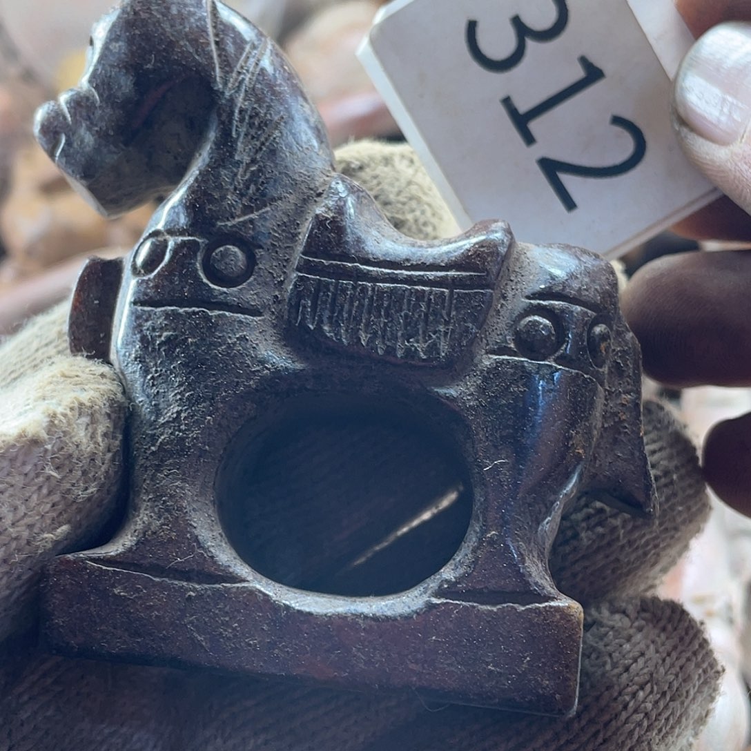 和田玉（糖玉）未镶嵌挂件