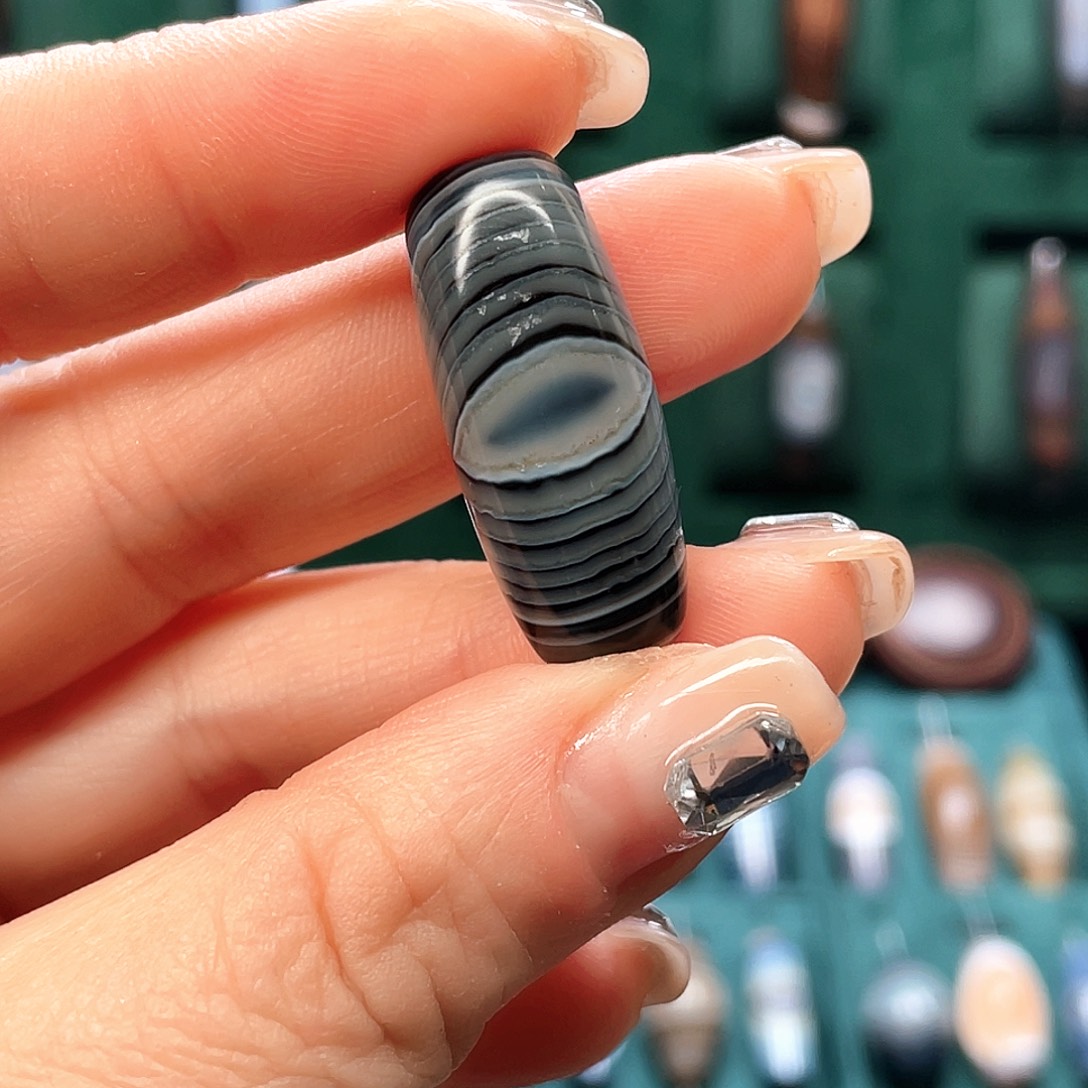 玛瑙/玉髓未镶嵌珠宝半成品