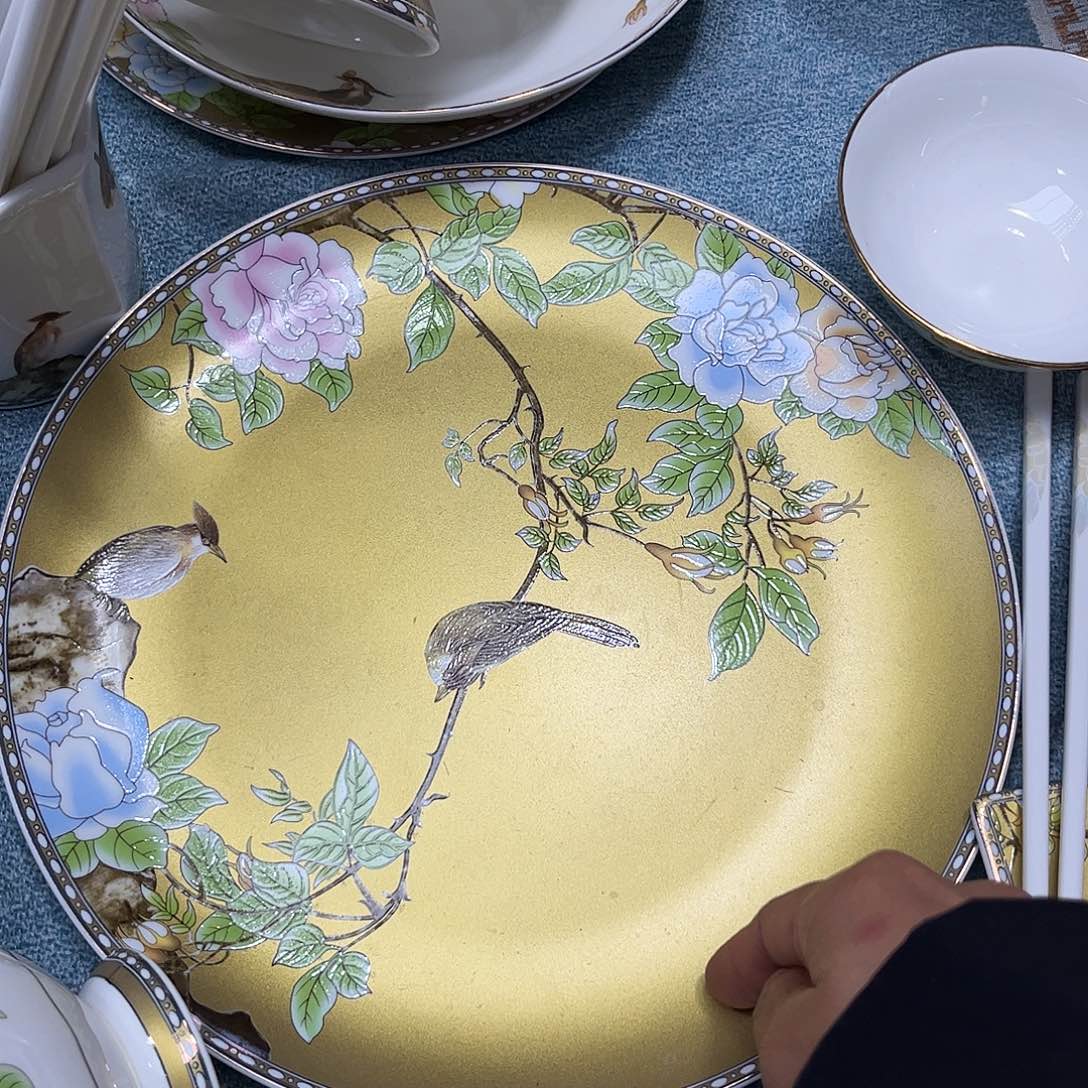 瓷片琴瑟和鸣十寸大盘一个微瑕