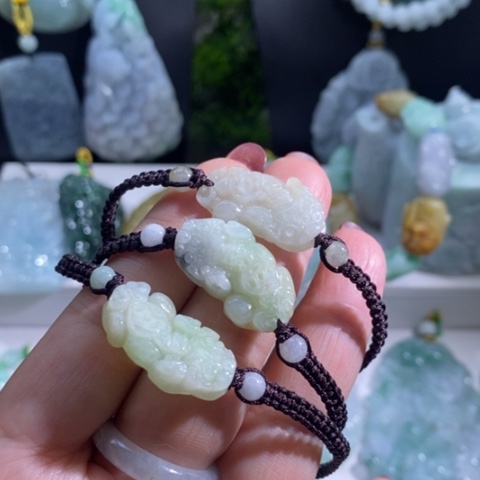【闪购商品】颈饰未镶嵌翡翠多样性发1