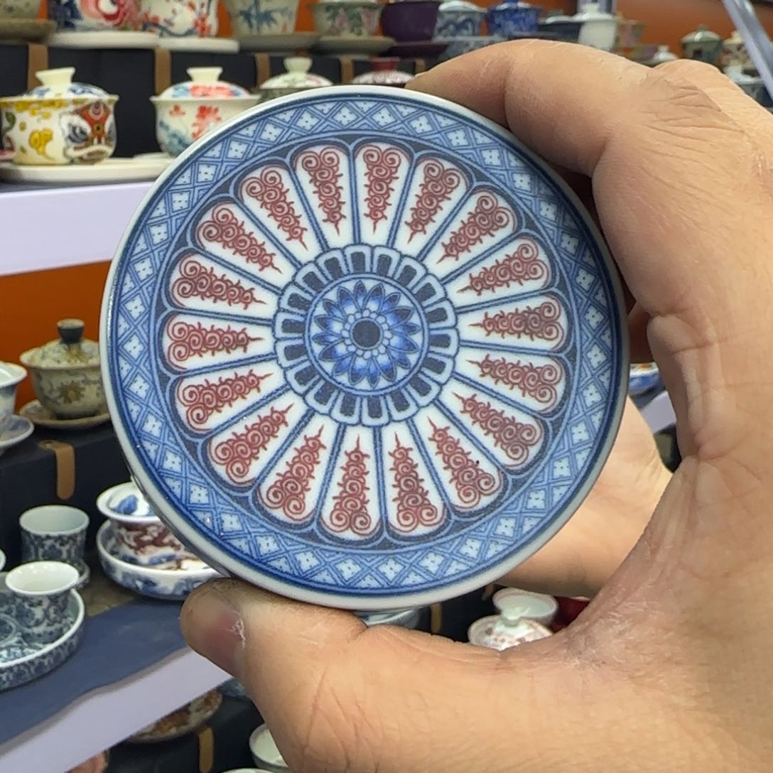 高温下的高温天气使人心情愉悦的