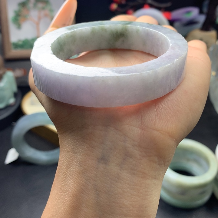定制翡翠未镶嵌翡翠手镯