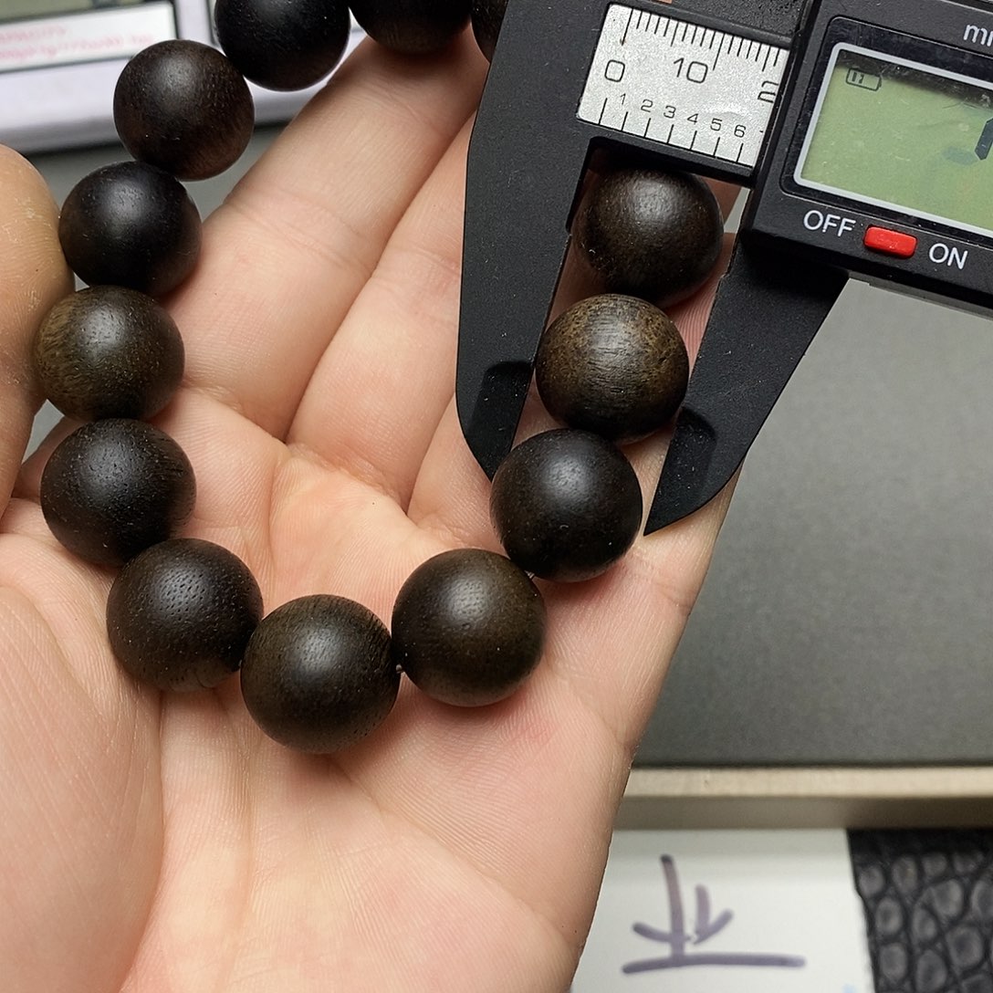 沉香沉香碎屑27昆仑梅格