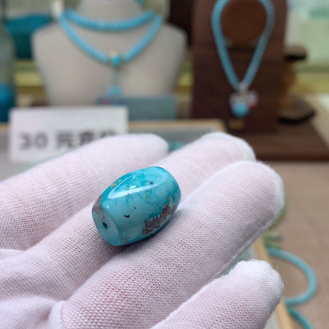 绿松石配饰未镶嵌