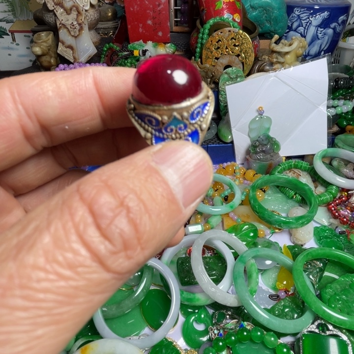 金***妹滴血莲花菩提吊坠