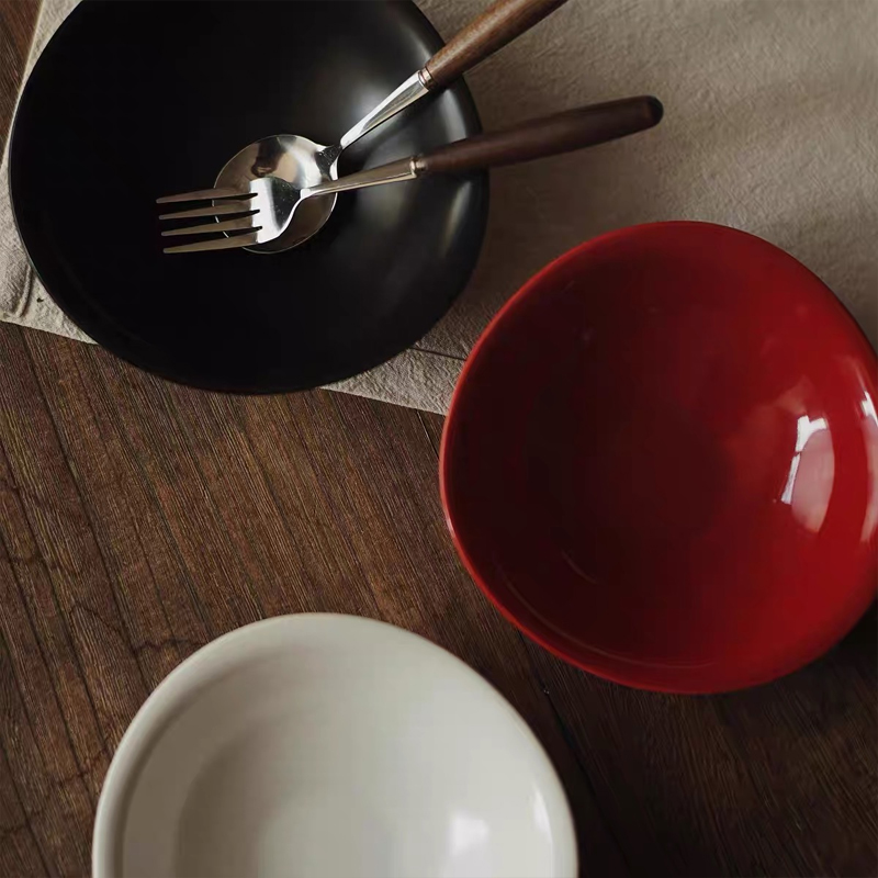 雾面6.5寸16.5cm 圆润三角碗沙拉碗凉菜高级感红色异形陶瓷小菜碗