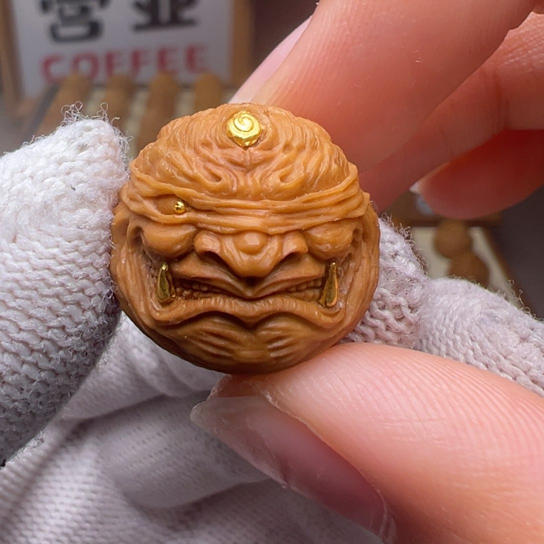 猴头核桃把件镶嵌款盲僧18左右尺寸全品有正常封口线