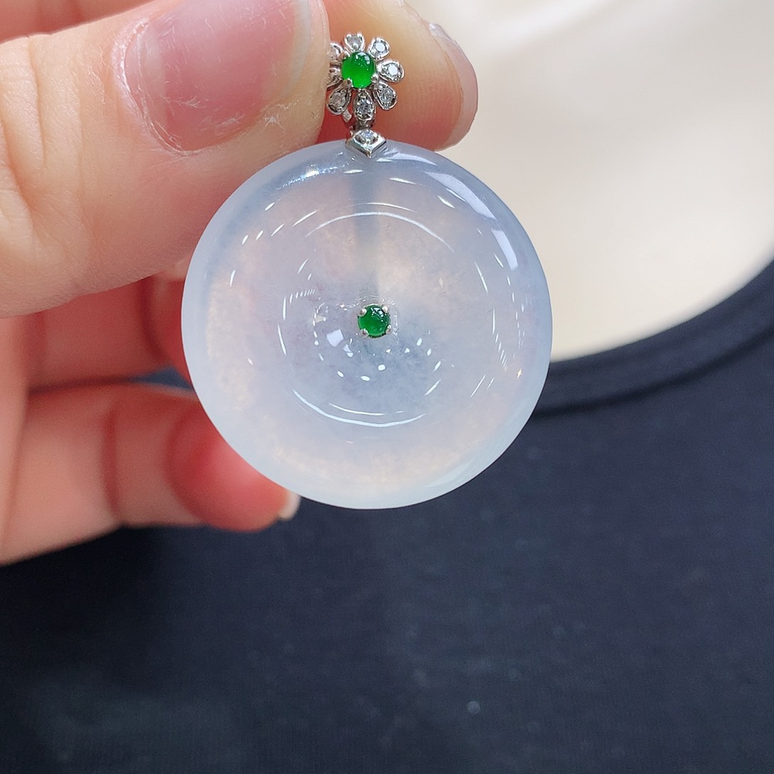 翡翠颈饰18K金镶嵌平安扣