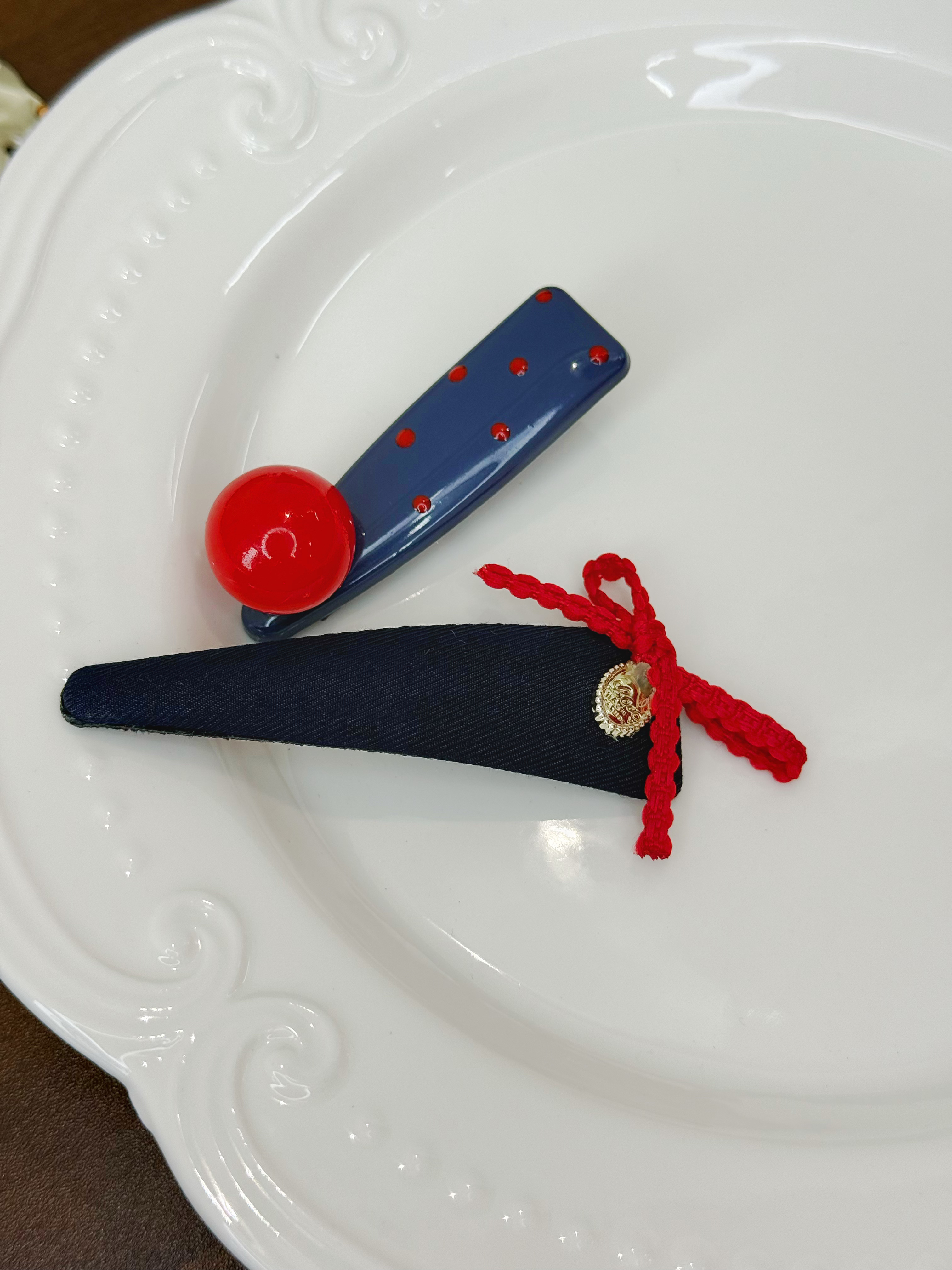 边夹复古法式鸭嘴夹女简约风发夹百搭红色头饰皮质