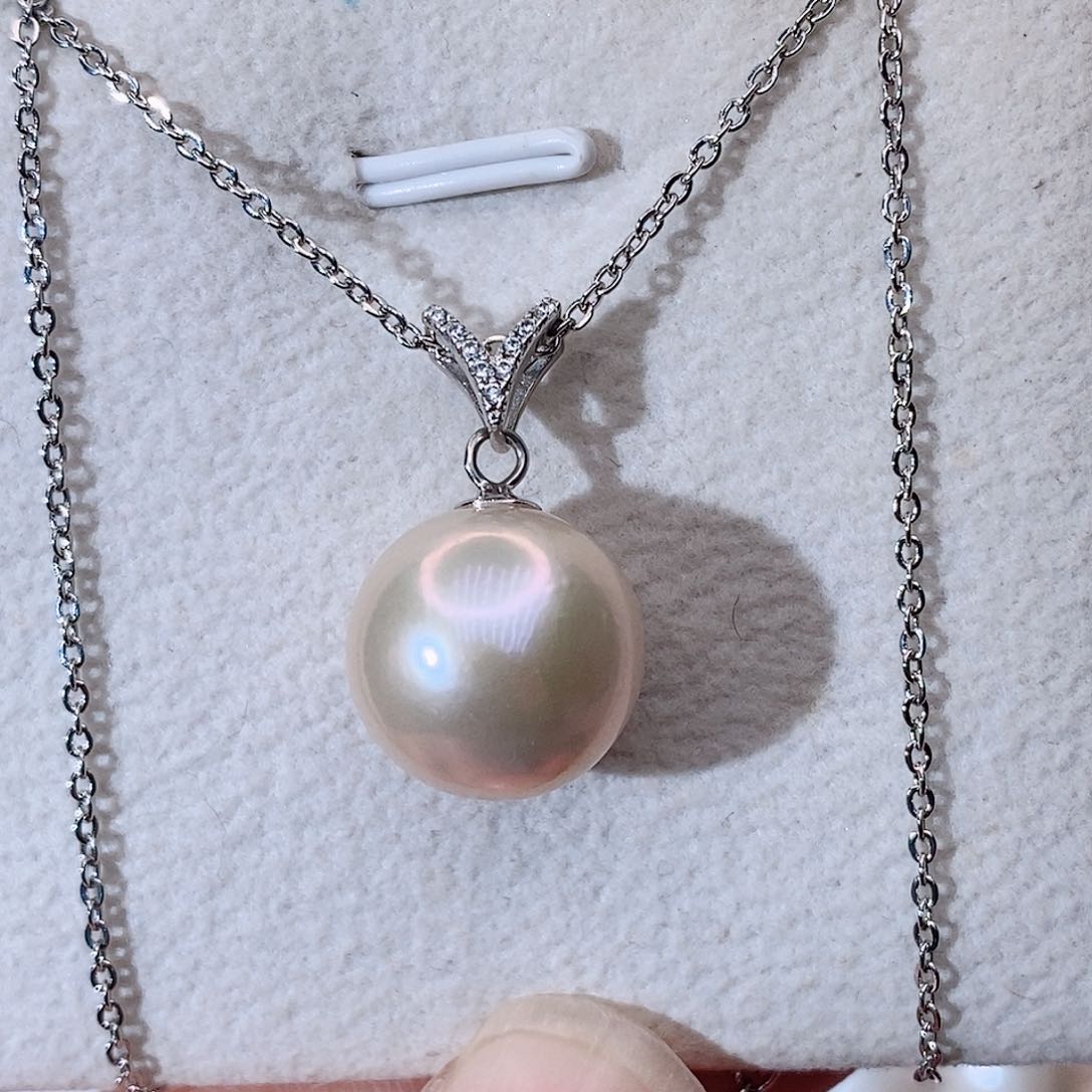 颈饰银S925镶嵌淡水珍珠