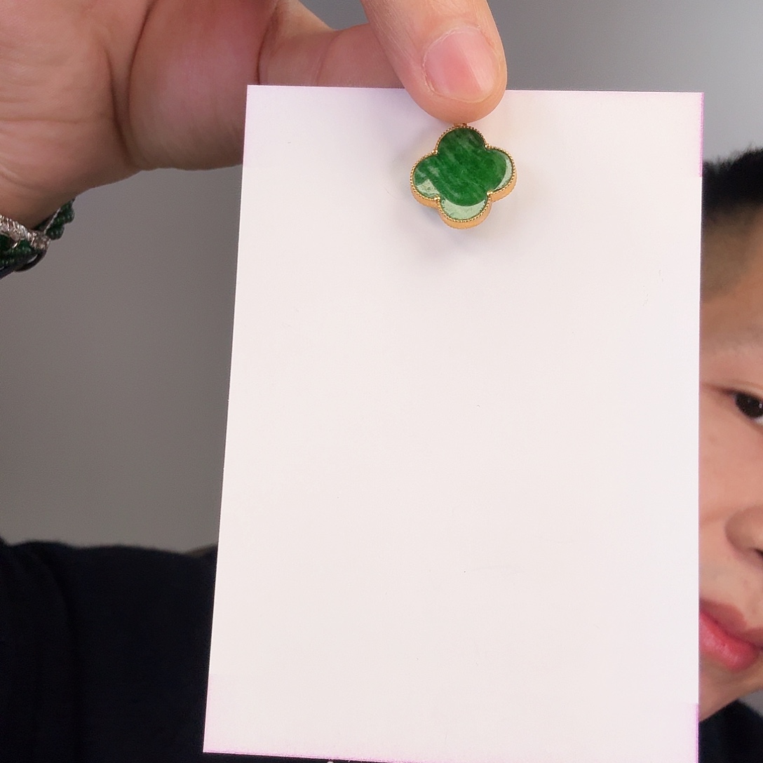 翡翠颈饰18K金镶嵌一件